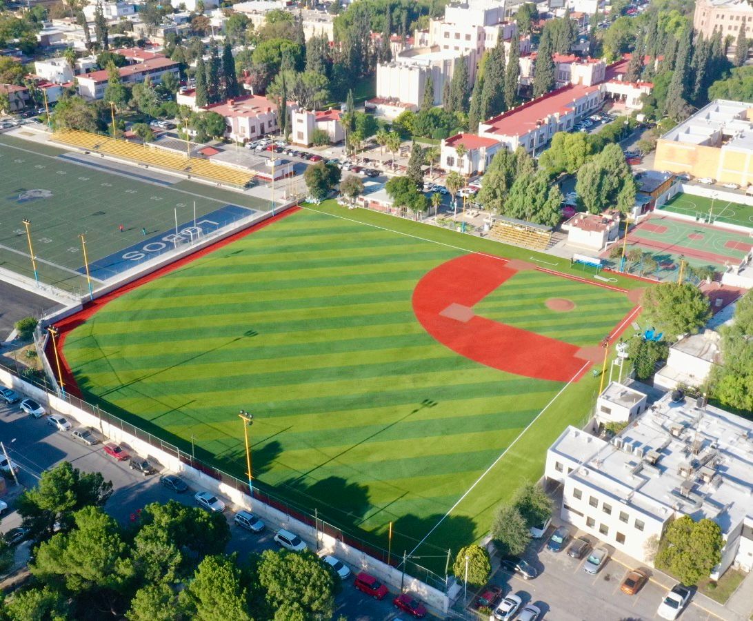 Luce Ateneo Fuente campo transformado