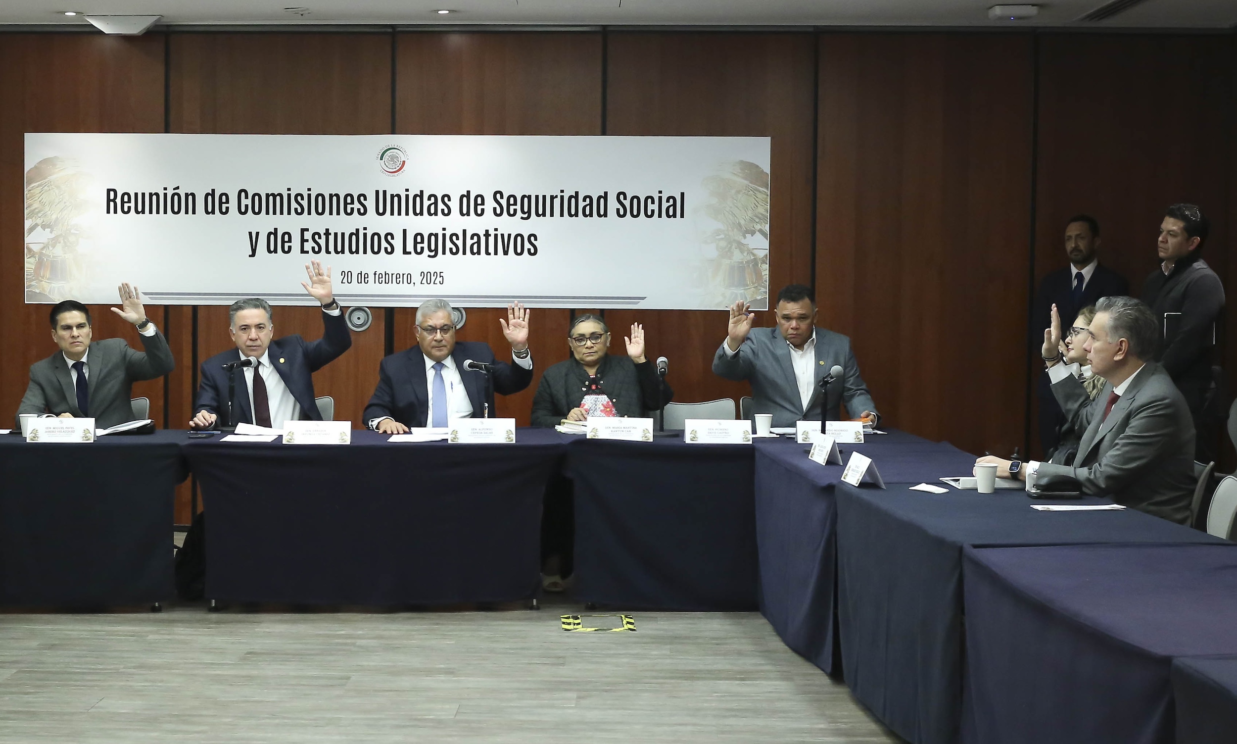 Aprueban interposición de quejas sobre prestaciones sociales del IMSS