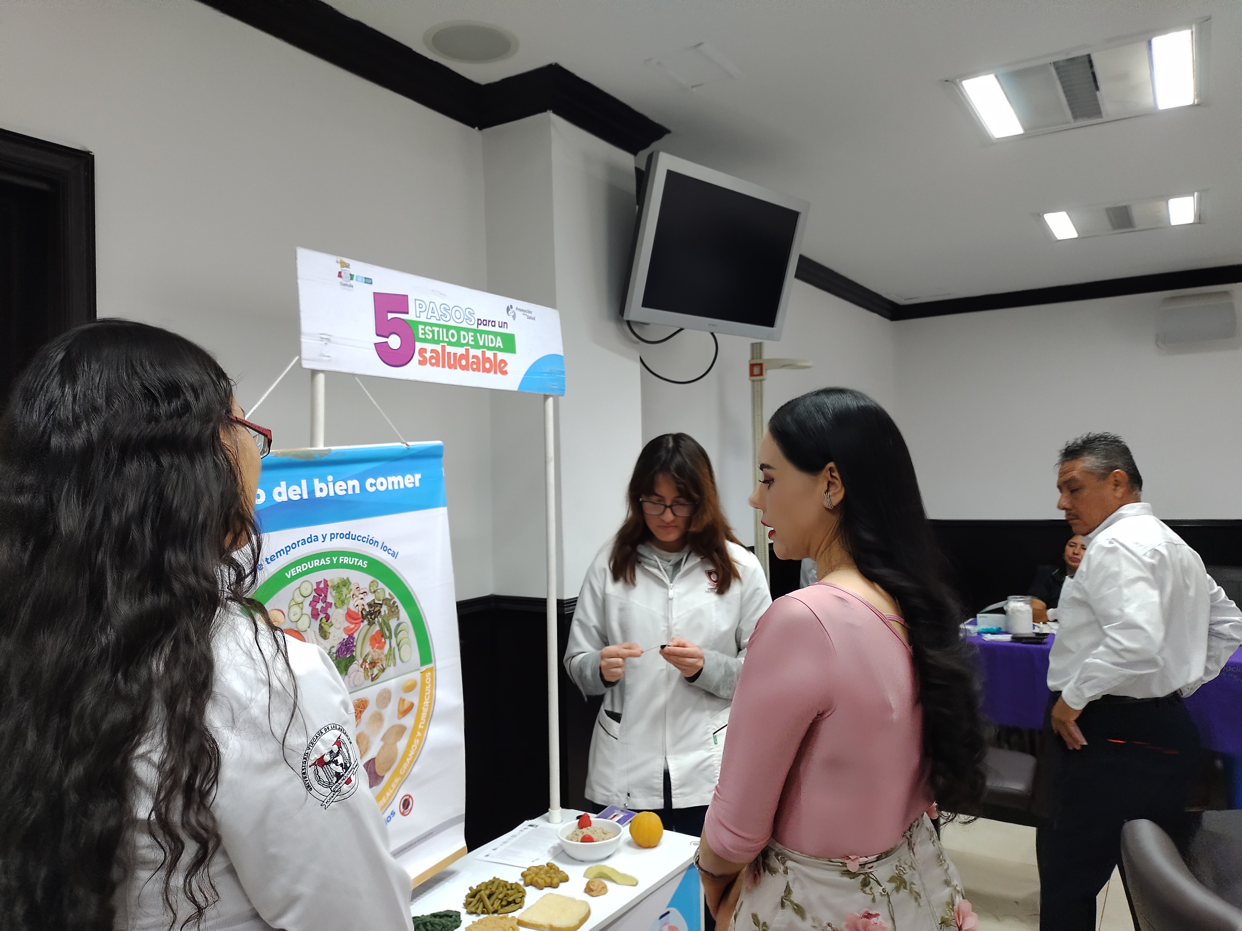 Realizan jornada de salud en el Congreso del Estado